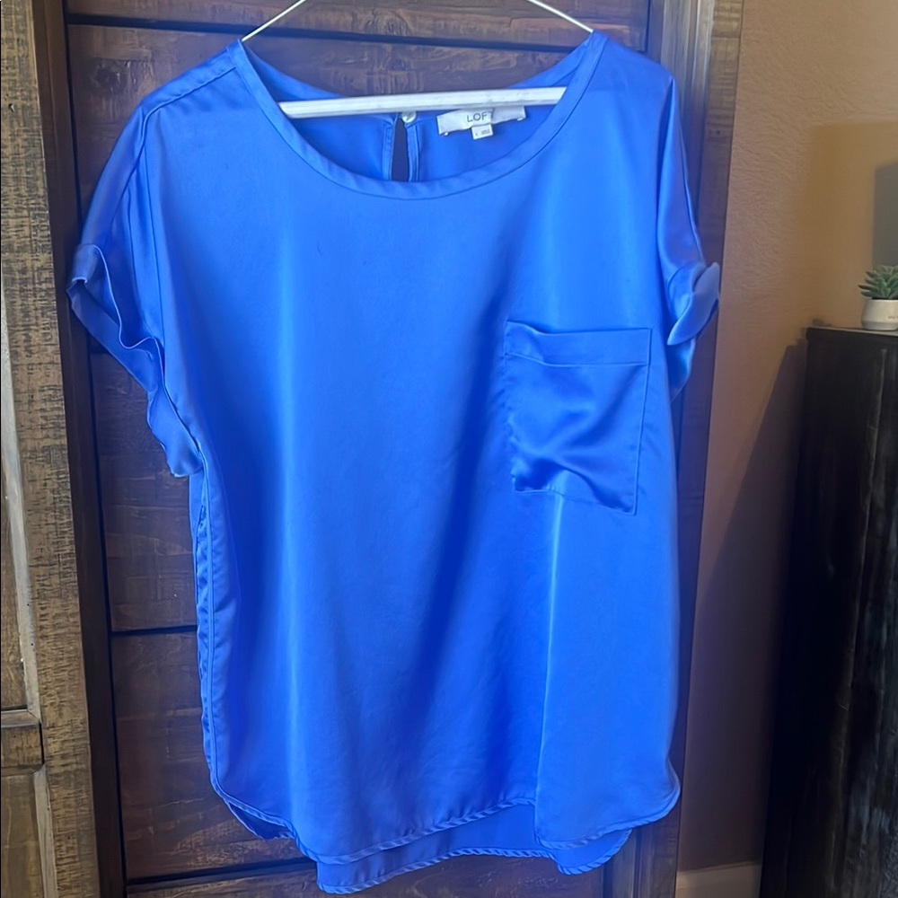 Women’s Loft blouse